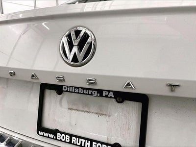 2022 Volkswagen Passat 2.0T SE