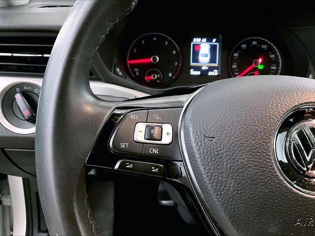 2022 Volkswagen Passat 2.0T SE