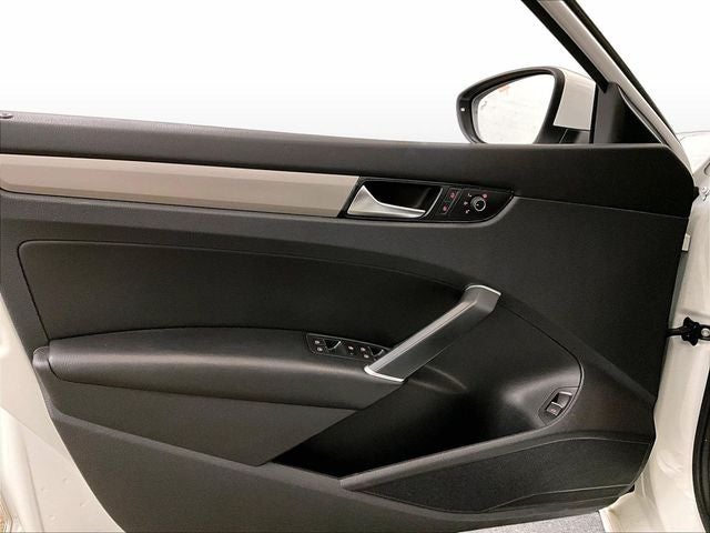 2022 Volkswagen Passat 2.0T SE