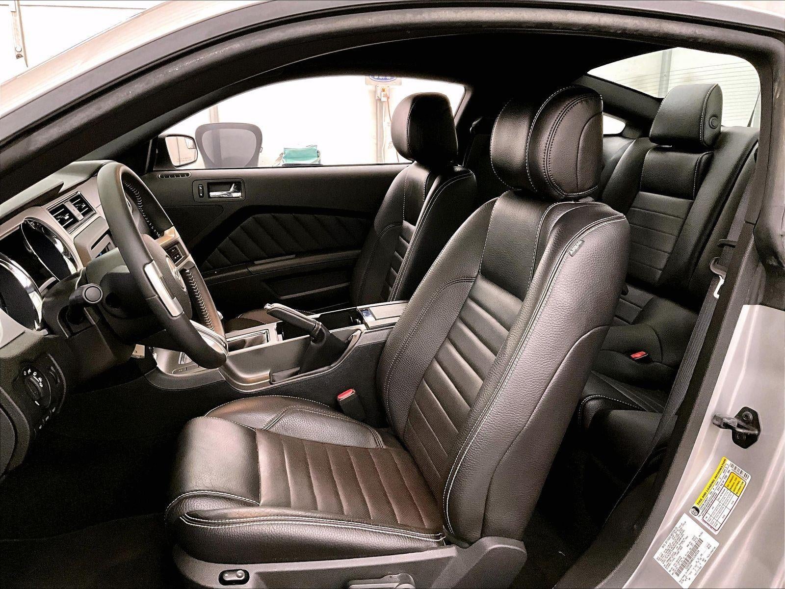 2012 Ford Mustang V6 Premium