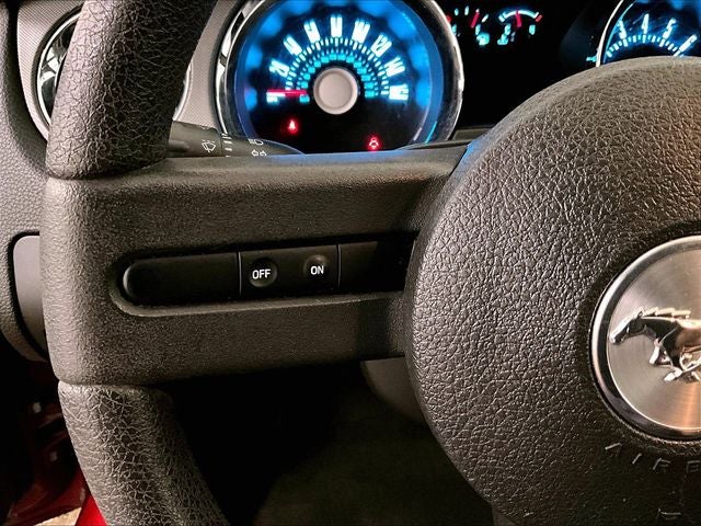 2012 Ford Mustang V6