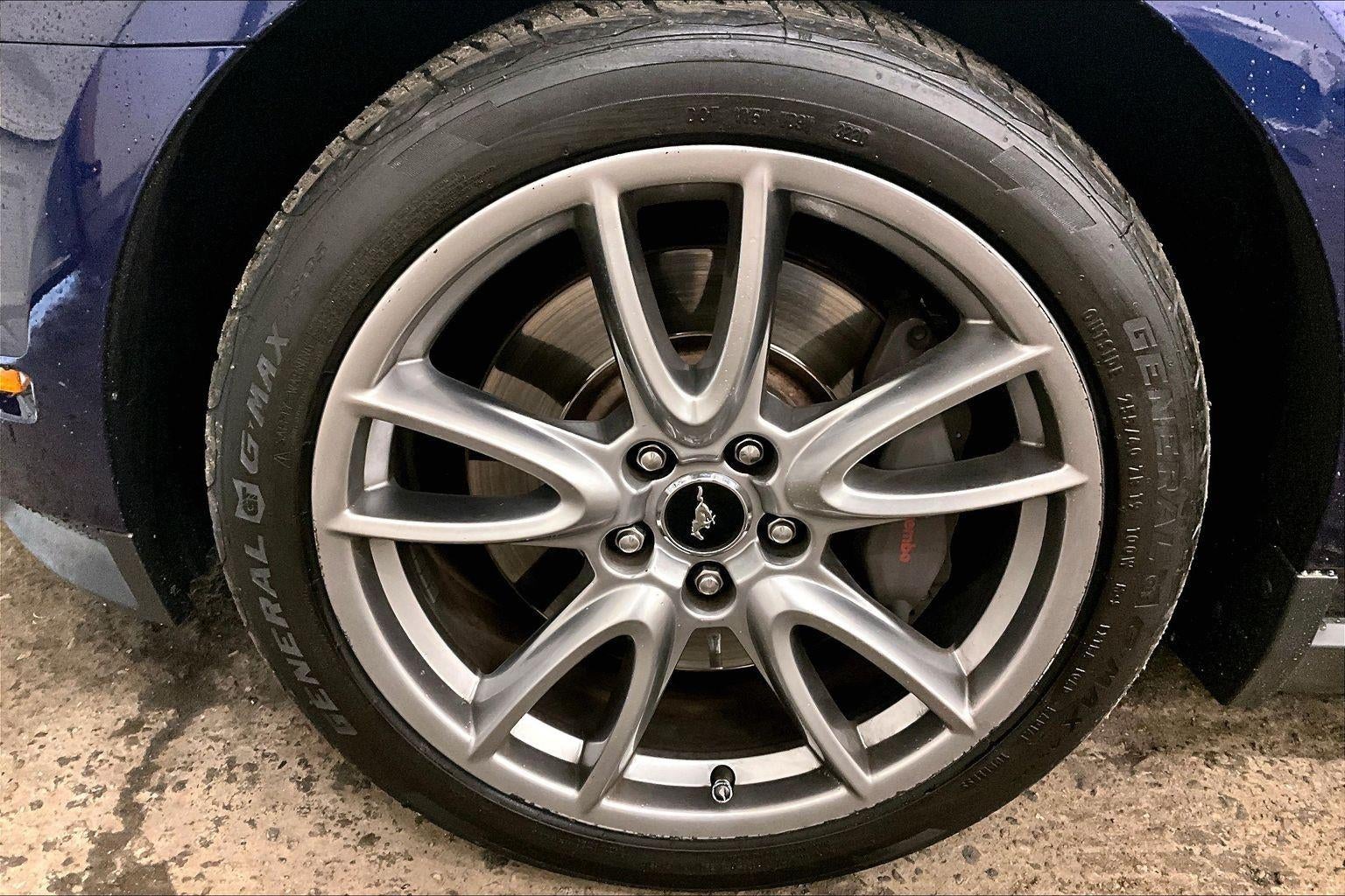 2012 Ford Mustang GT Premium