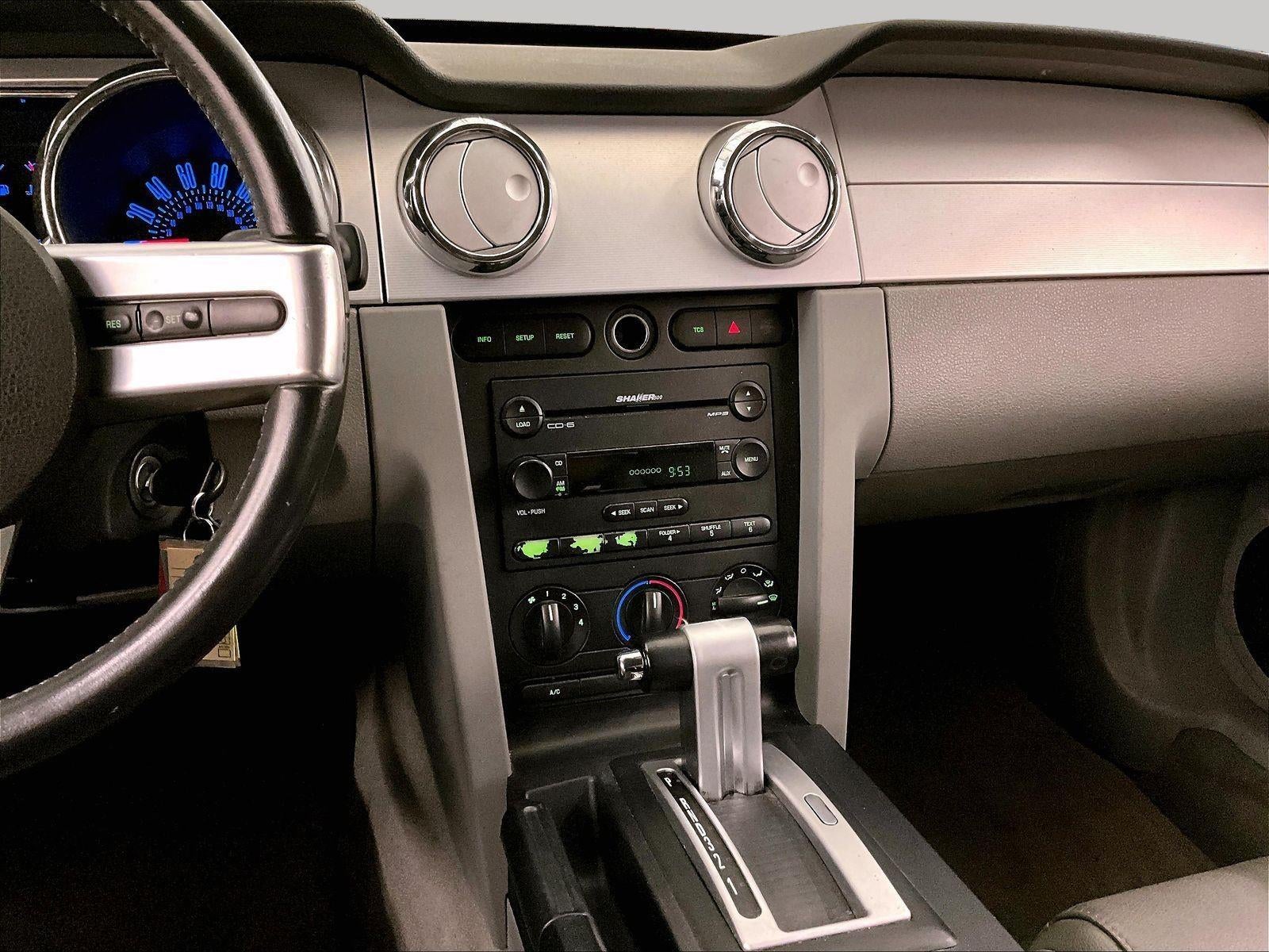 2006 Ford Mustang GT Premium