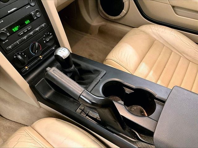 2005 Ford Mustang GT Premium