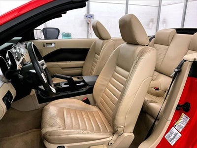 2005 Ford Mustang GT Premium