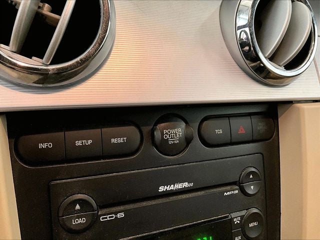 2005 Ford Mustang GT Premium