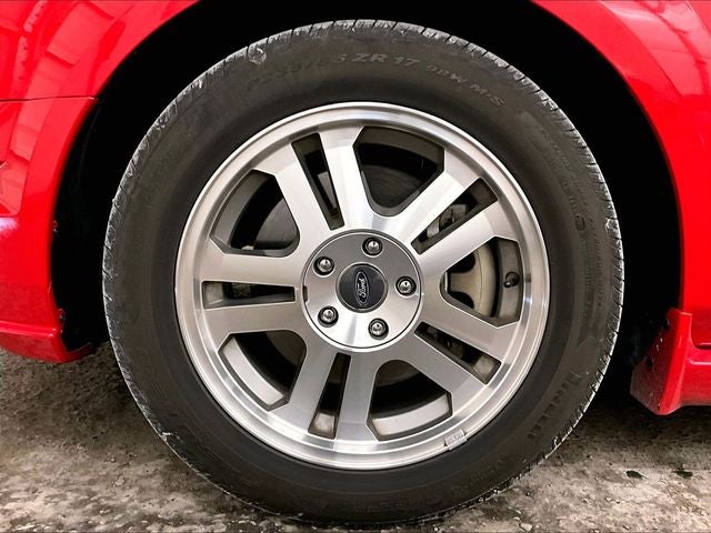 2005 Ford Mustang GT Premium