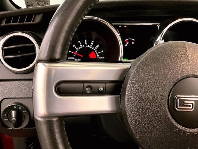 2005 Ford Mustang GT Premium