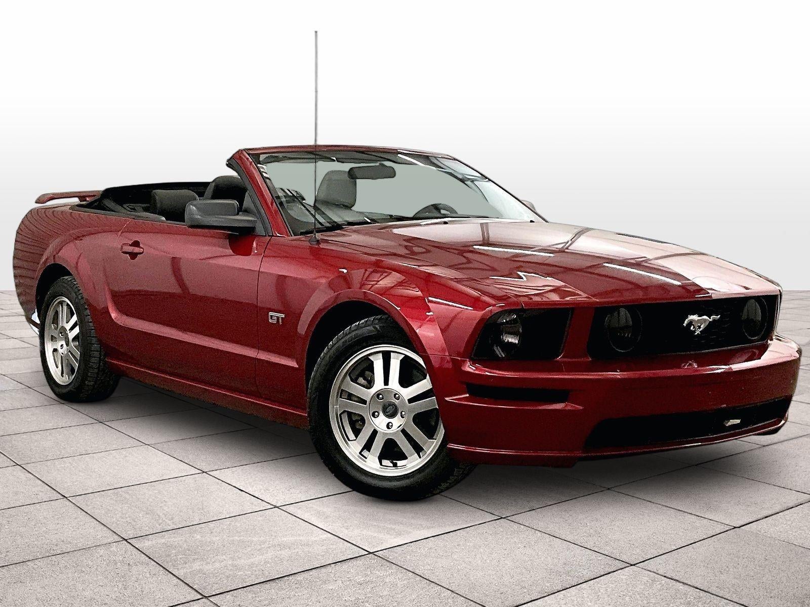 2005 Ford Mustang GT Premium