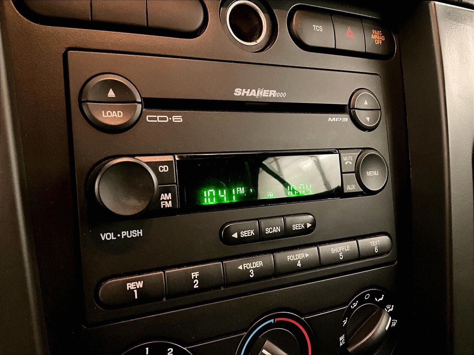 2005 Ford Mustang GT Premium