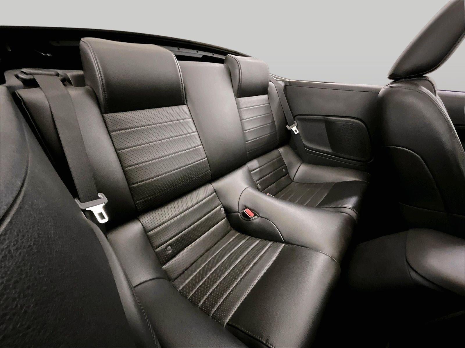 2005 Ford Mustang GT Premium
