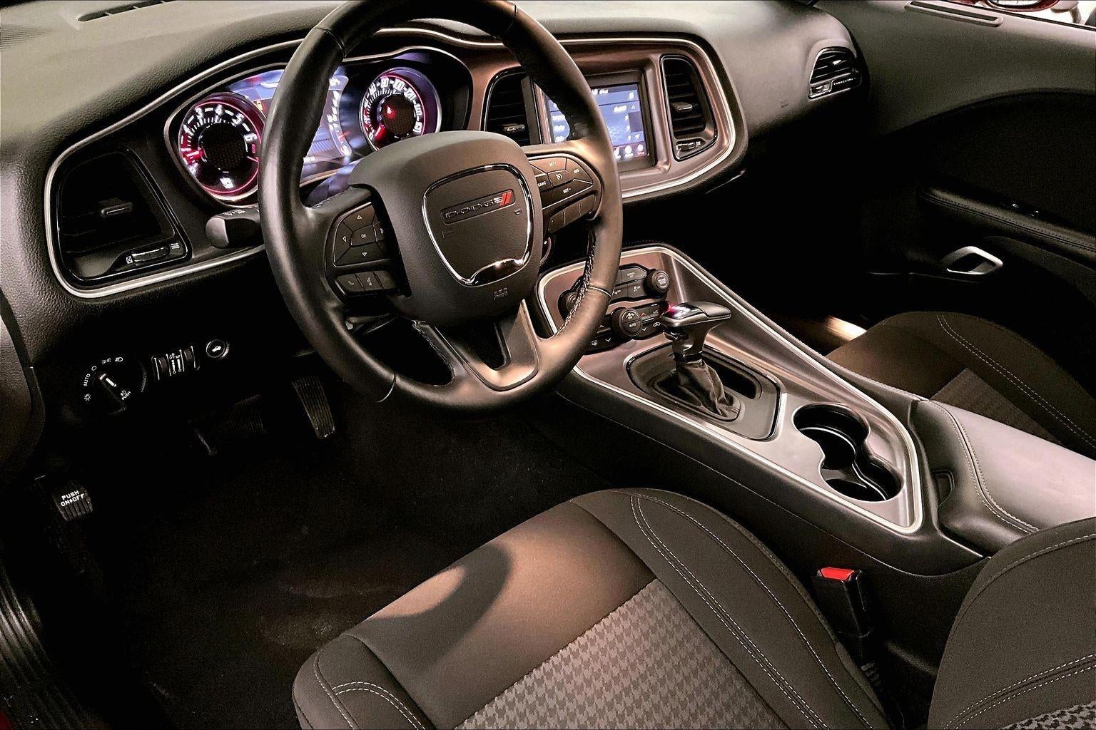 2019 Dodge Challenger SXT