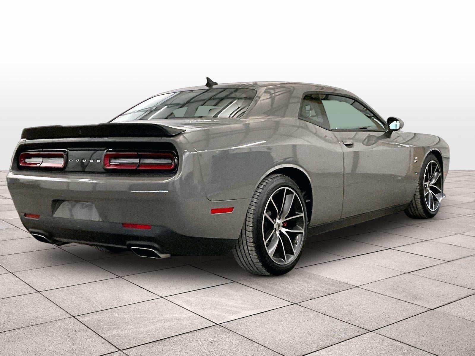 2018 Dodge Challenger 392 Hemi Scat Pack Shaker