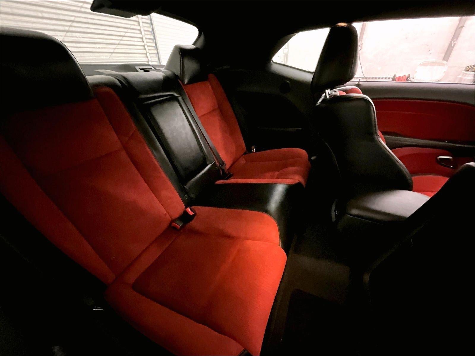 2018 Dodge Challenger 392 Hemi Scat Pack Shaker