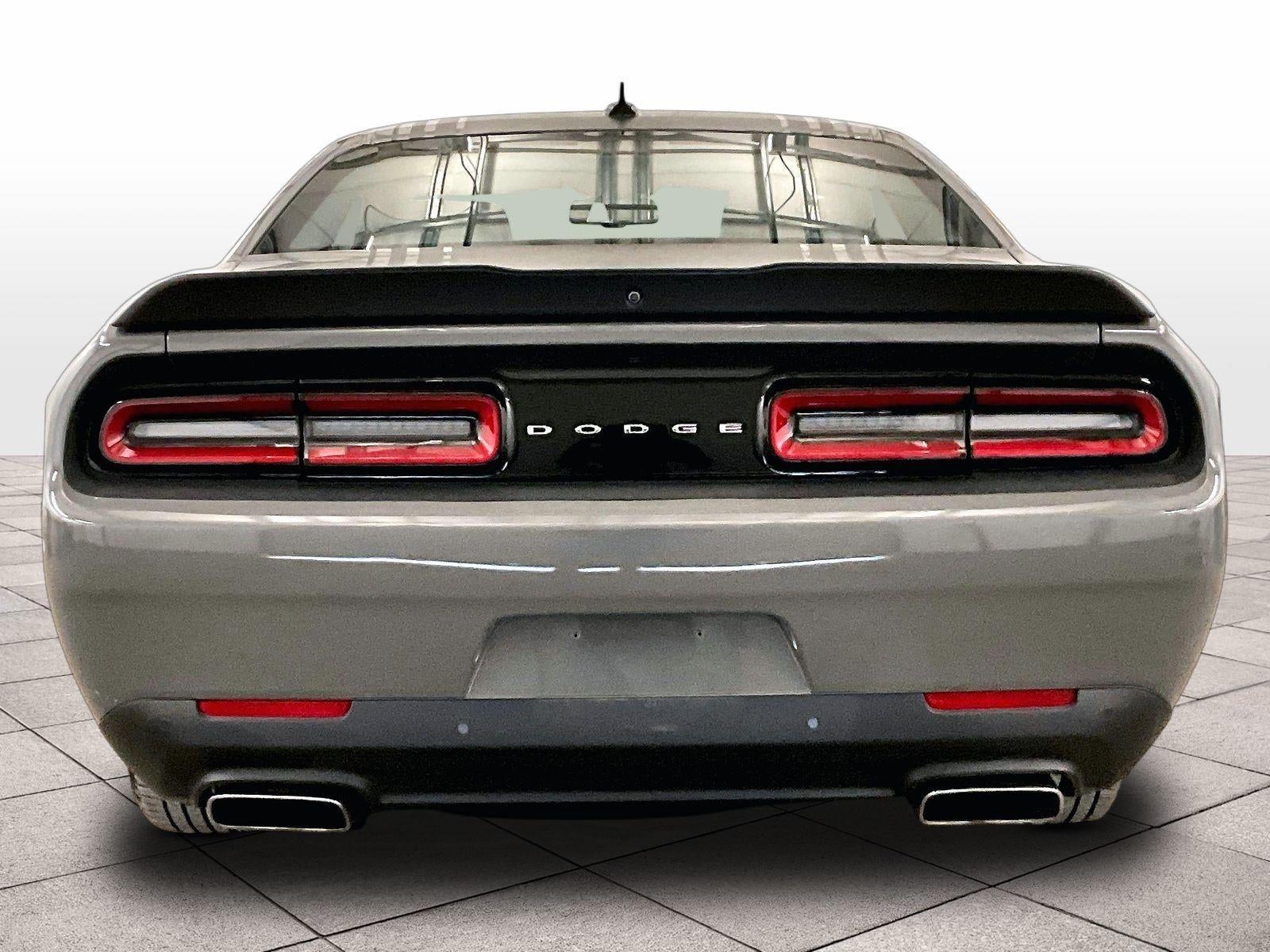 2018 Dodge Challenger 392 Hemi Scat Pack Shaker