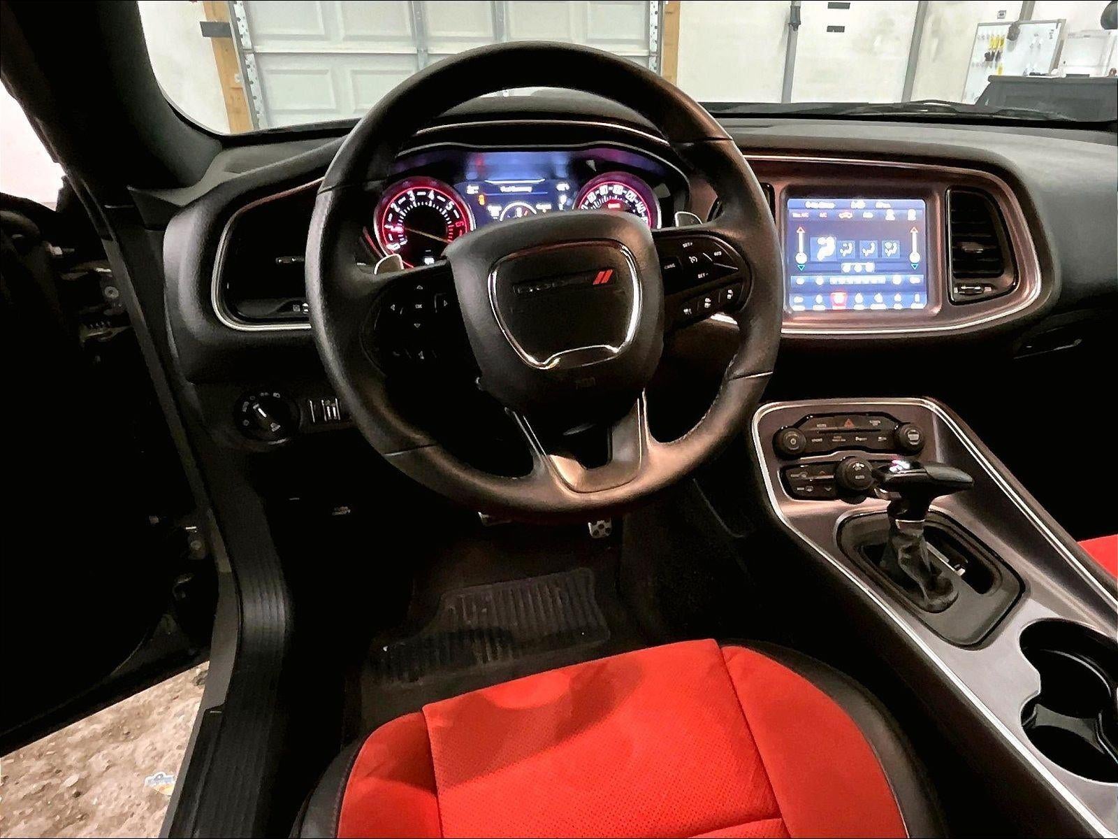 2018 Dodge Challenger 392 Hemi Scat Pack Shaker