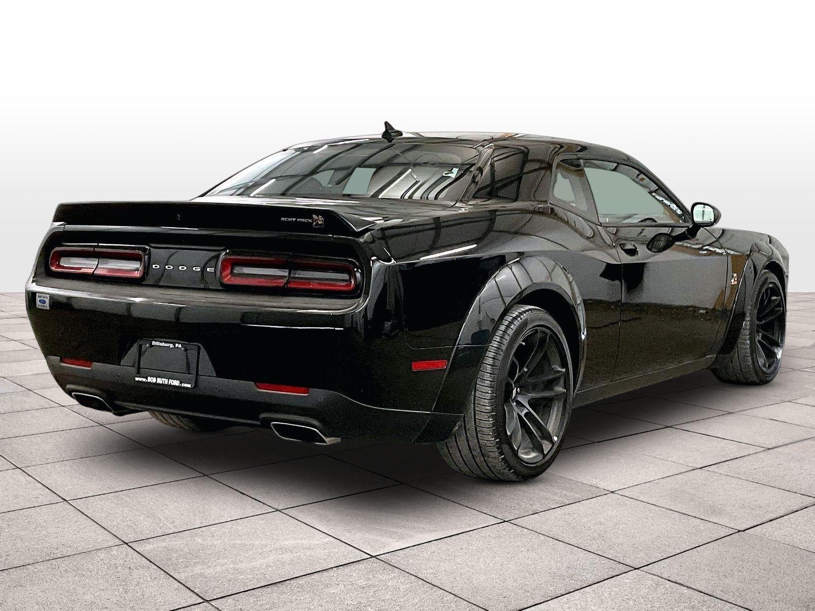 2022 Dodge Challenger R/T Scat Pack Widebody