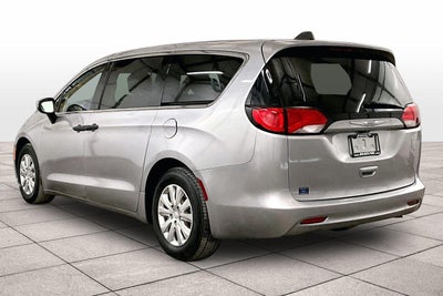 2020 Chrysler Voyager L