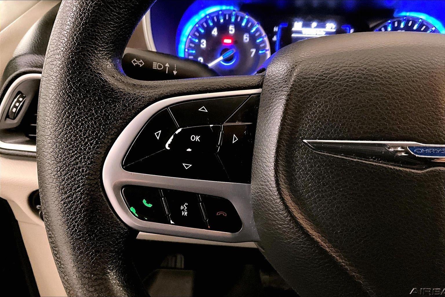 2020 Chrysler Voyager L