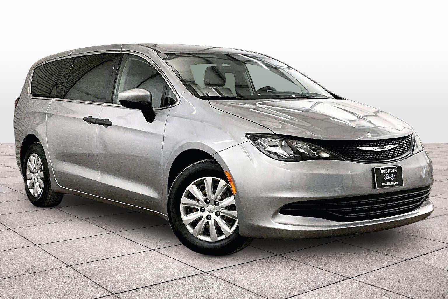 2020 Chrysler Voyager L