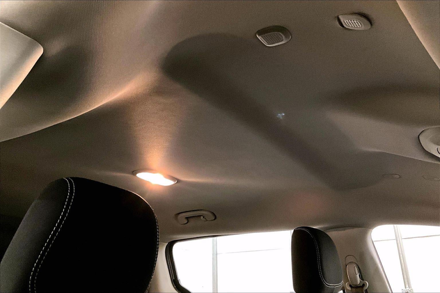 2020 Chrysler Voyager L