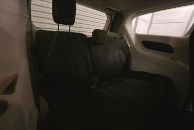 2020 Chrysler Voyager L