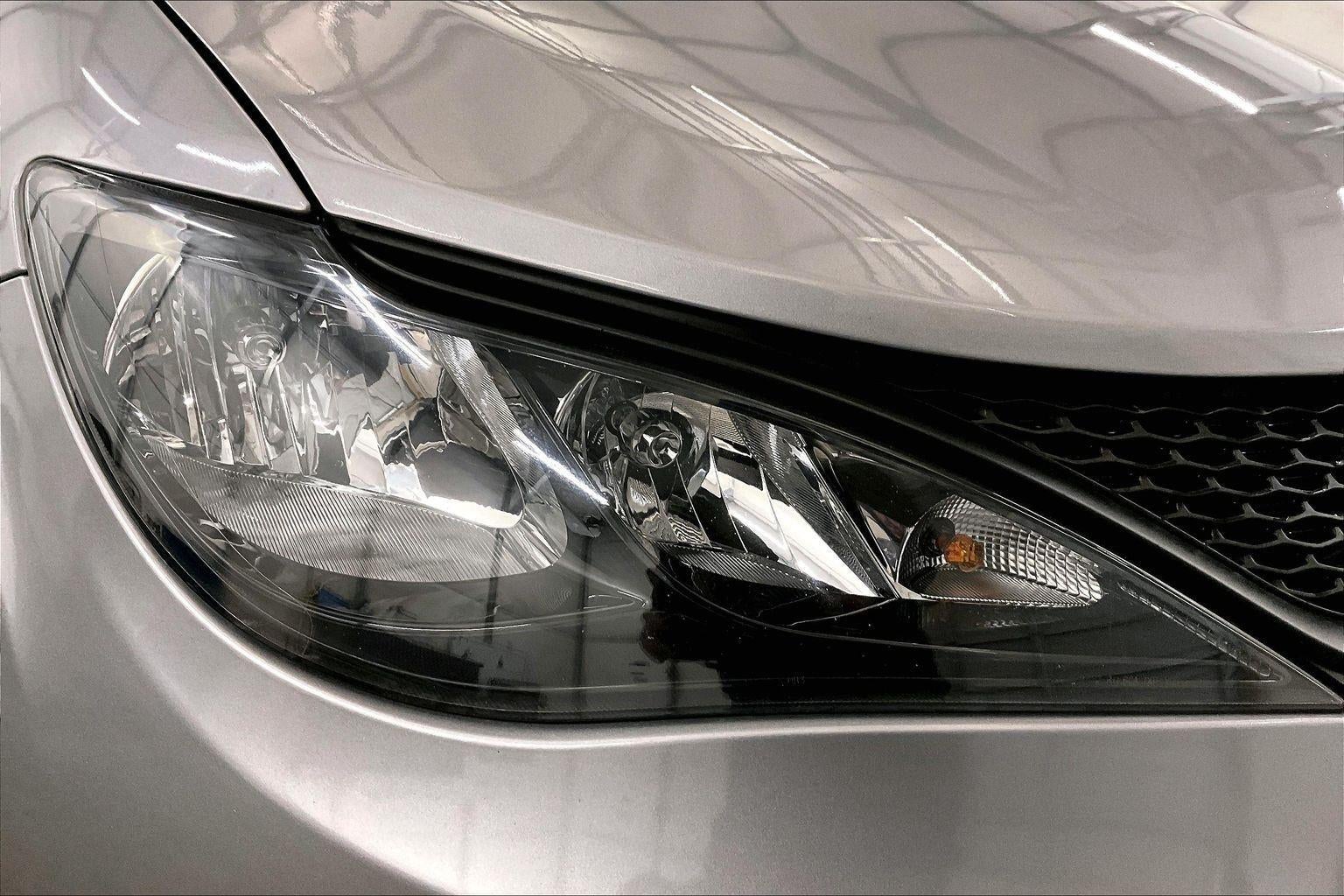 2020 Chrysler Voyager L