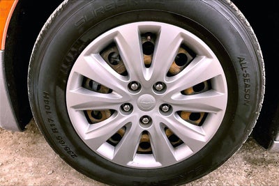 2020 Chrysler Voyager L