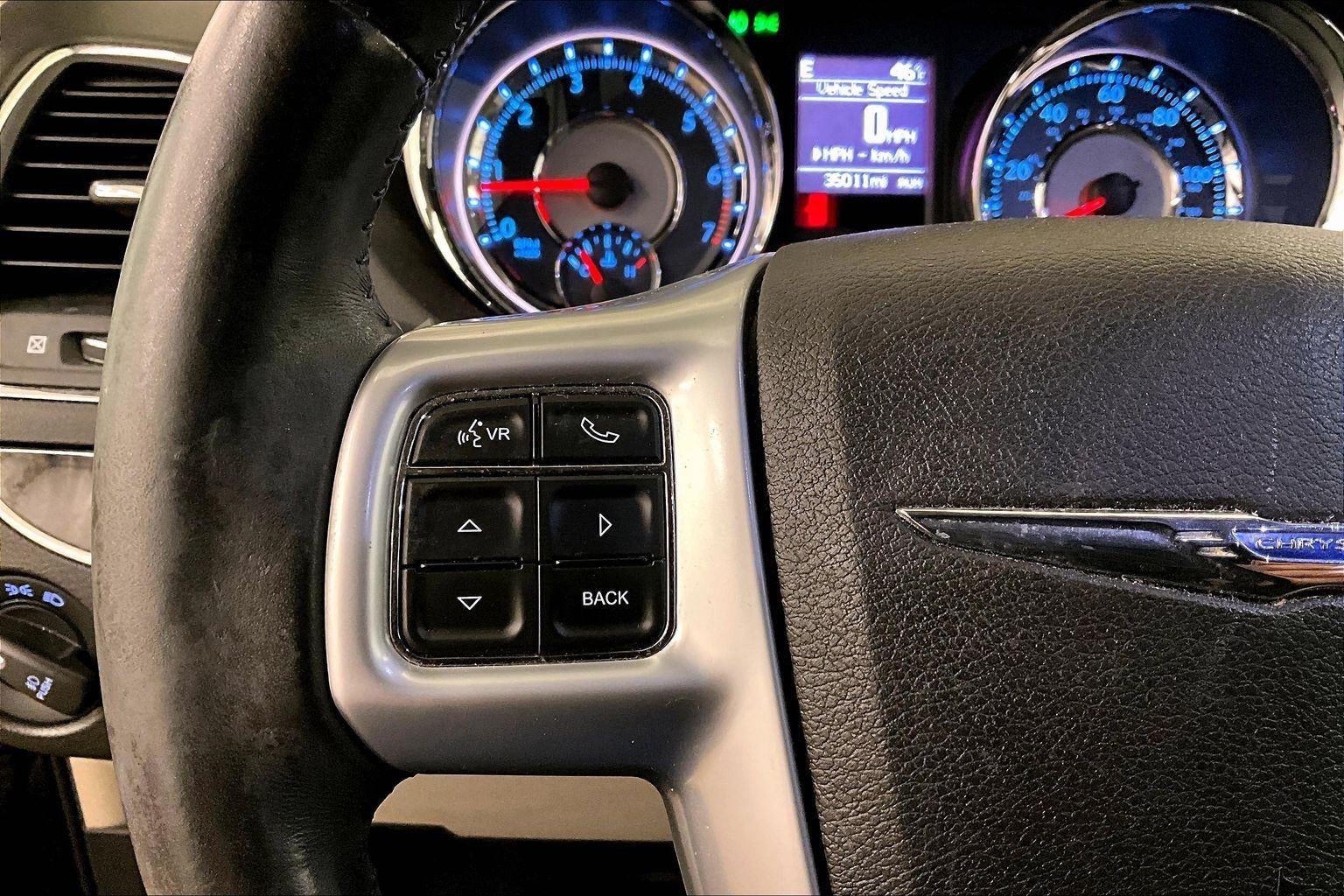 2013 Chrysler Town & Country Touring