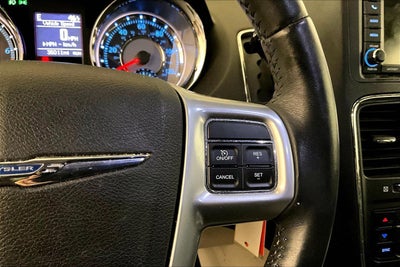 2013 Chrysler Town & Country Touring