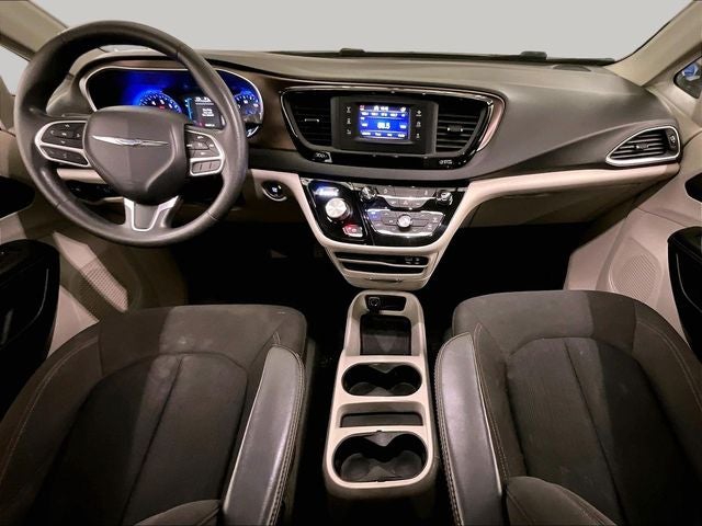 2017 Chrysler Pacifica LX