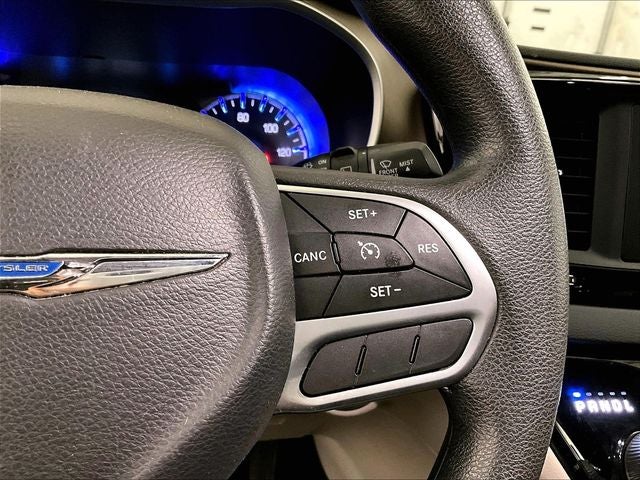 2017 Chrysler Pacifica LX