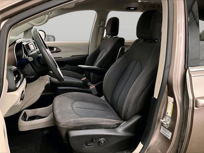 2017 Chrysler Pacifica LX