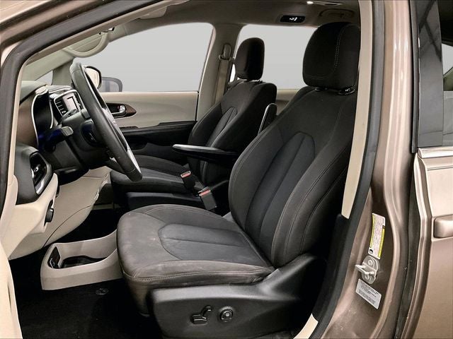 2017 Chrysler Pacifica LX