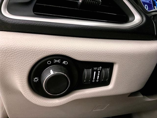 2017 Chrysler Pacifica LX