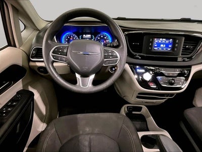 2017 Chrysler Pacifica LX