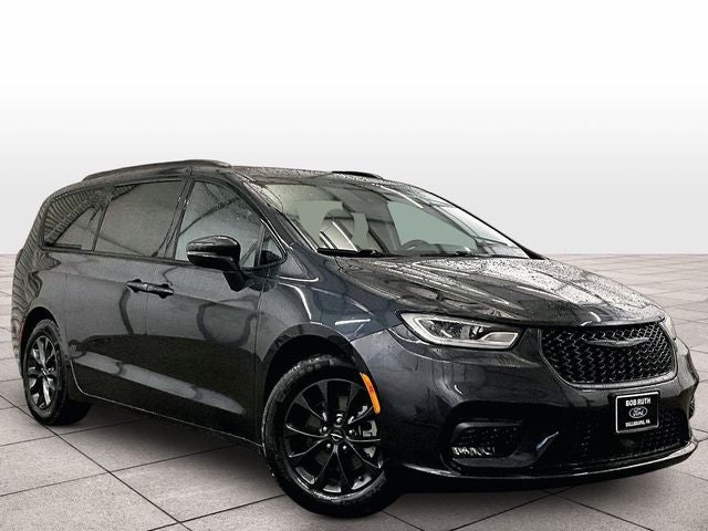 2021 Chrysler Pacifica Touring