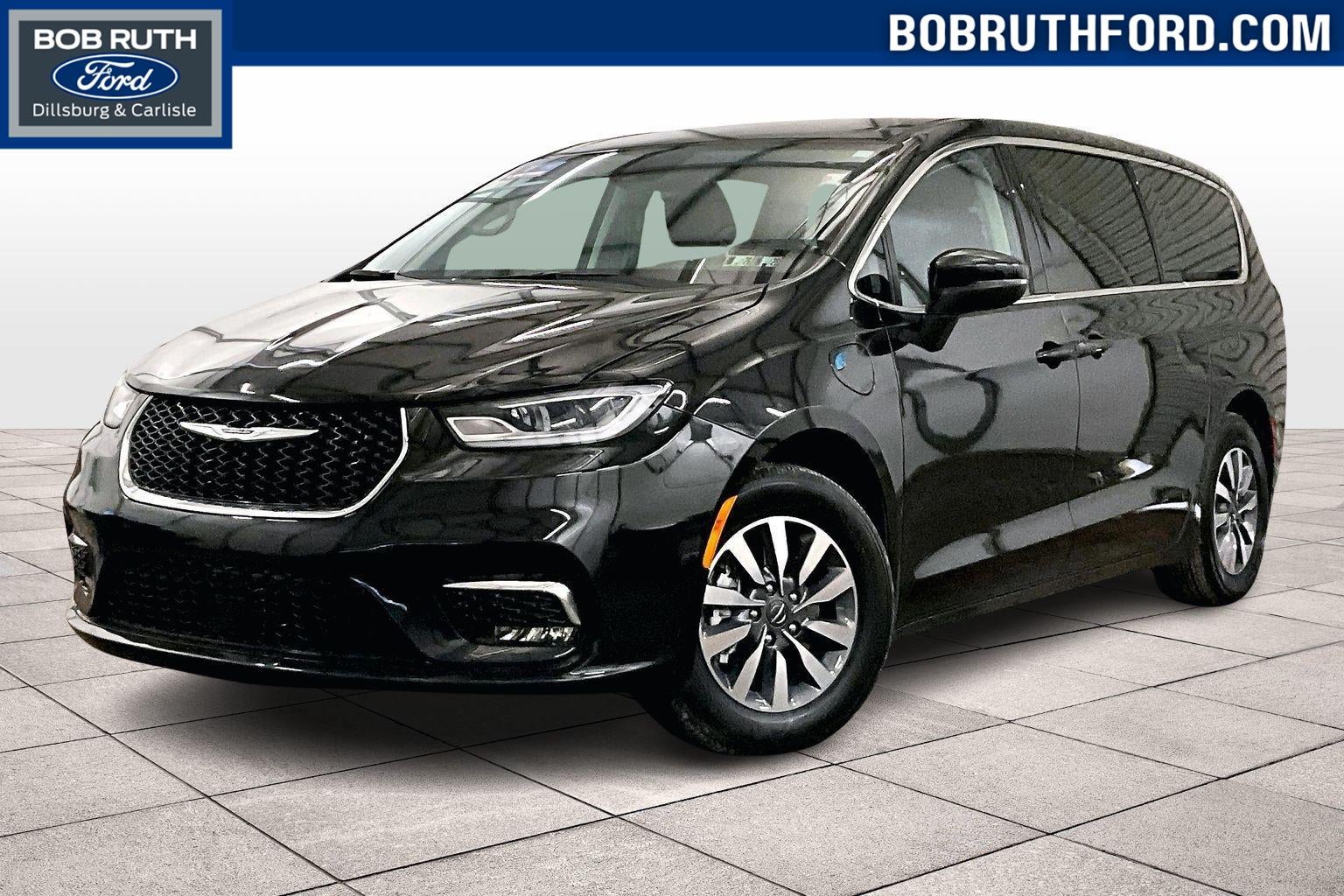 2023 Chrysler Pacifica Hybrid Touring L