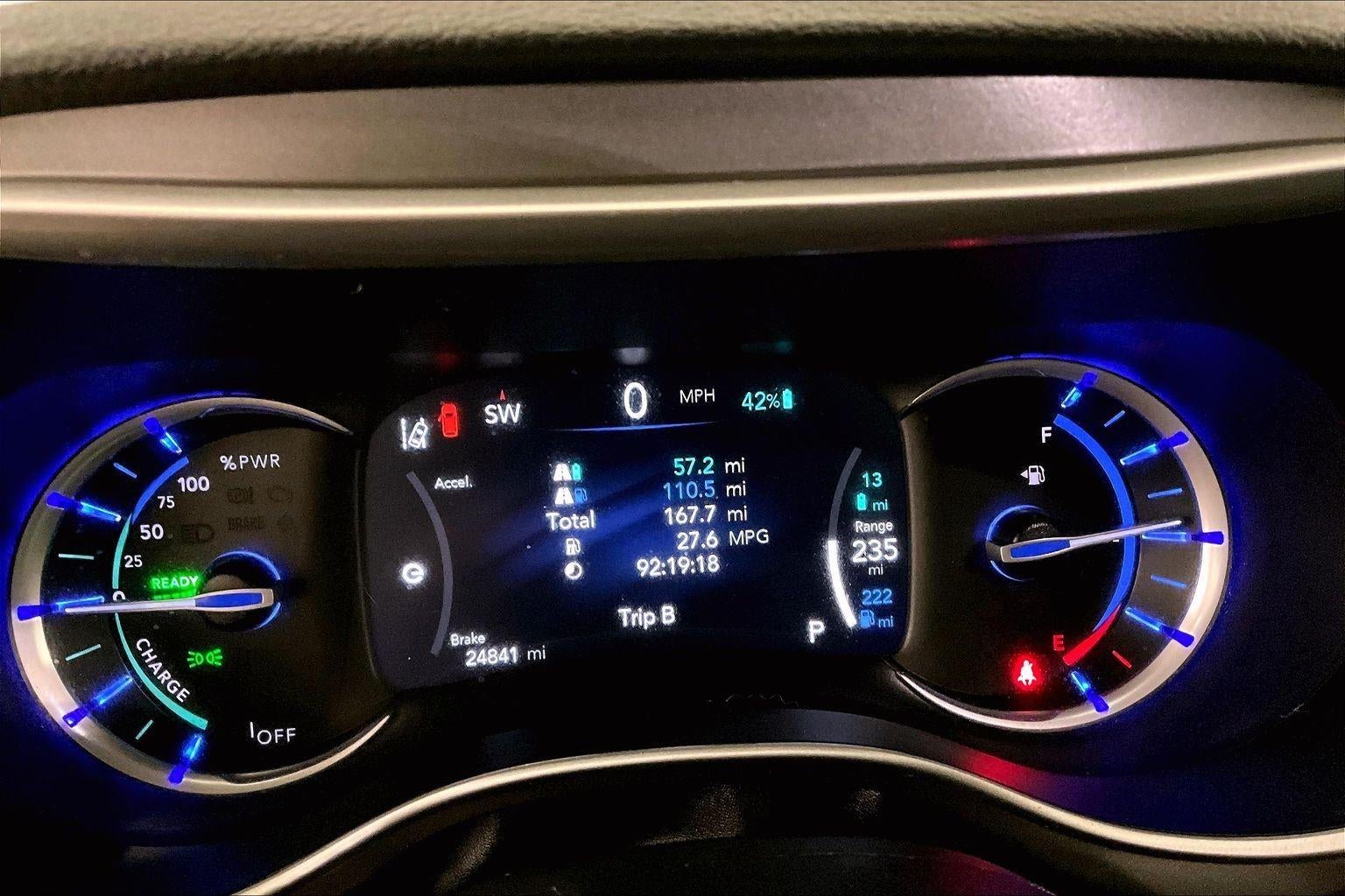 2023 Chrysler Pacifica Hybrid Touring L