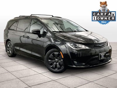 2019 Chrysler Pacifica Hybrid Limited