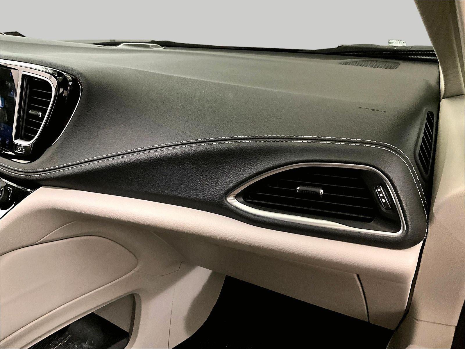 2021 Chrysler Pacifica Hybrid Limited
