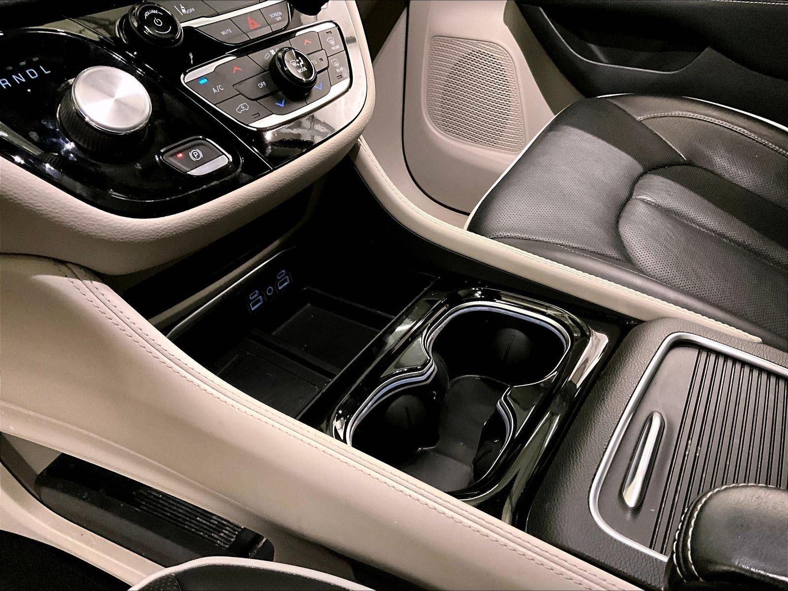 2021 Chrysler Pacifica Hybrid Limited