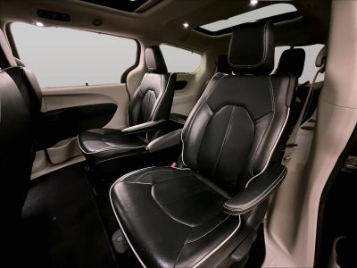 2021 Chrysler Pacifica Hybrid Limited