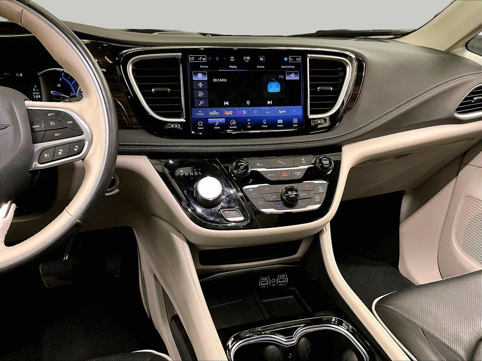 2021 Chrysler Pacifica Hybrid Limited