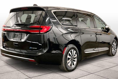 2022 Chrysler Pacifica Hybrid Limited