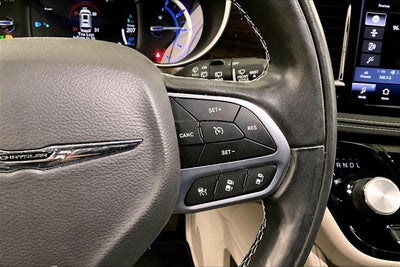 2022 Chrysler Pacifica Hybrid Limited