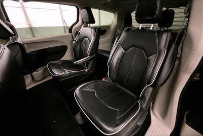 2022 Chrysler Pacifica Hybrid Limited