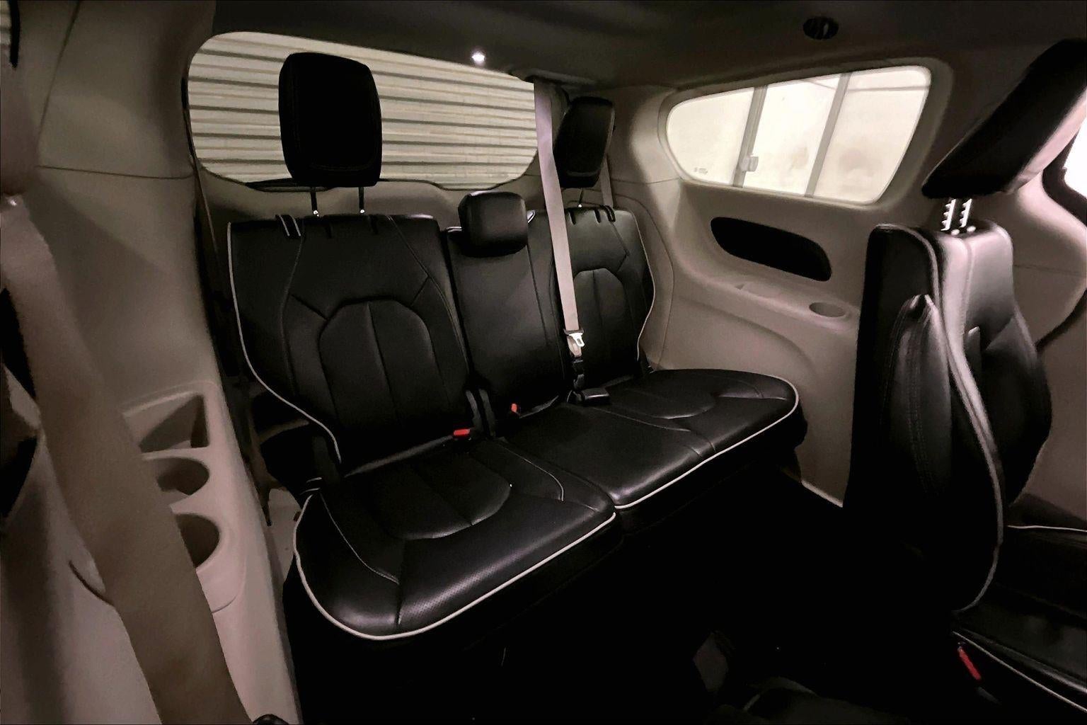 2022 Chrysler Pacifica Hybrid Limited