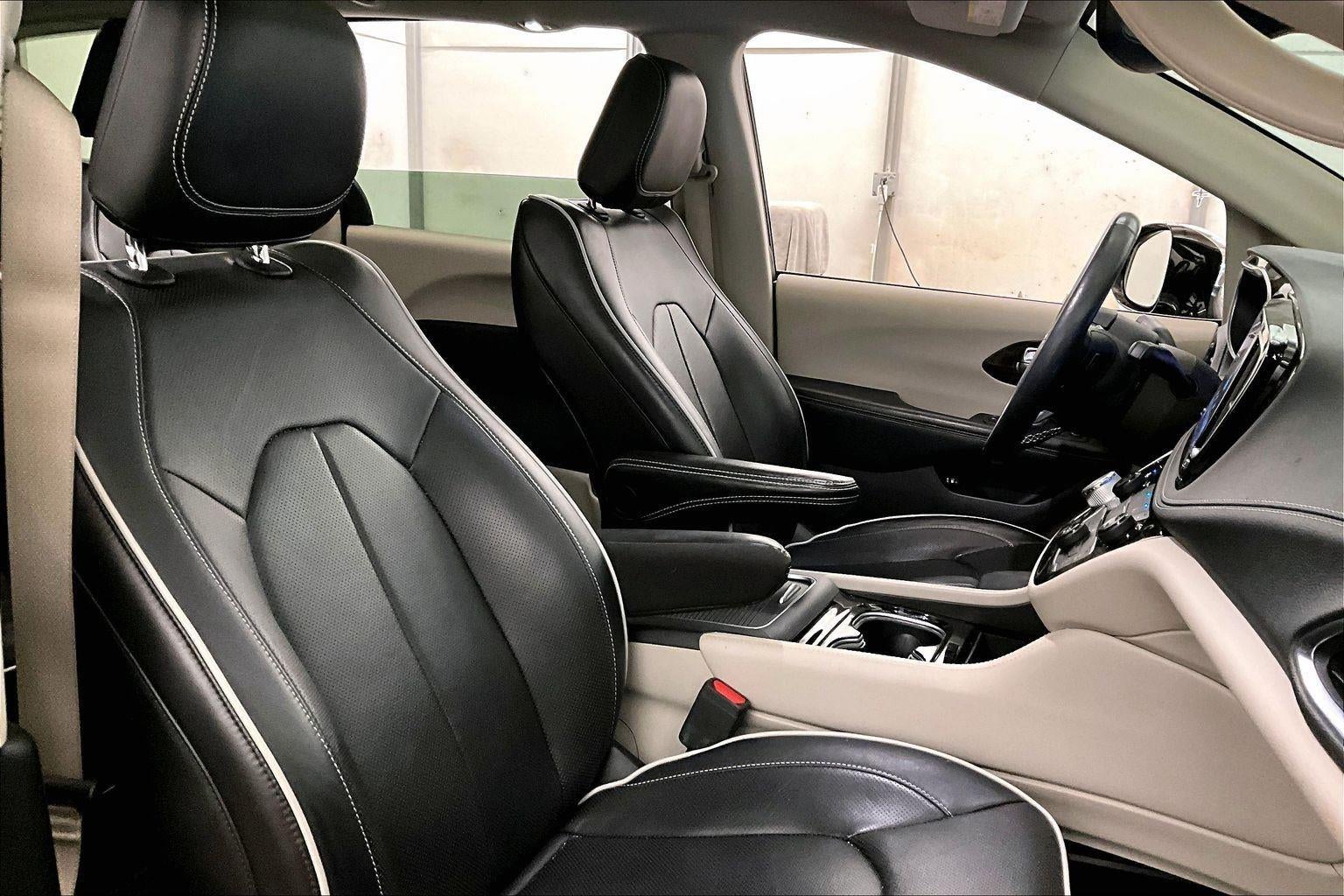 2022 Chrysler Pacifica Hybrid Limited