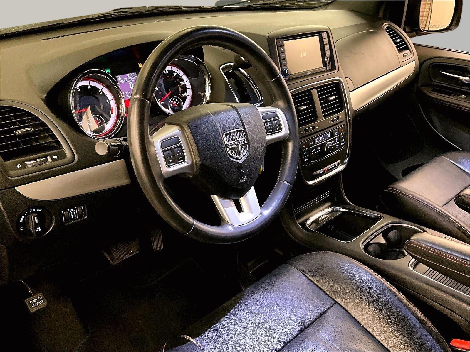 2016 Dodge Grand Caravan R/T